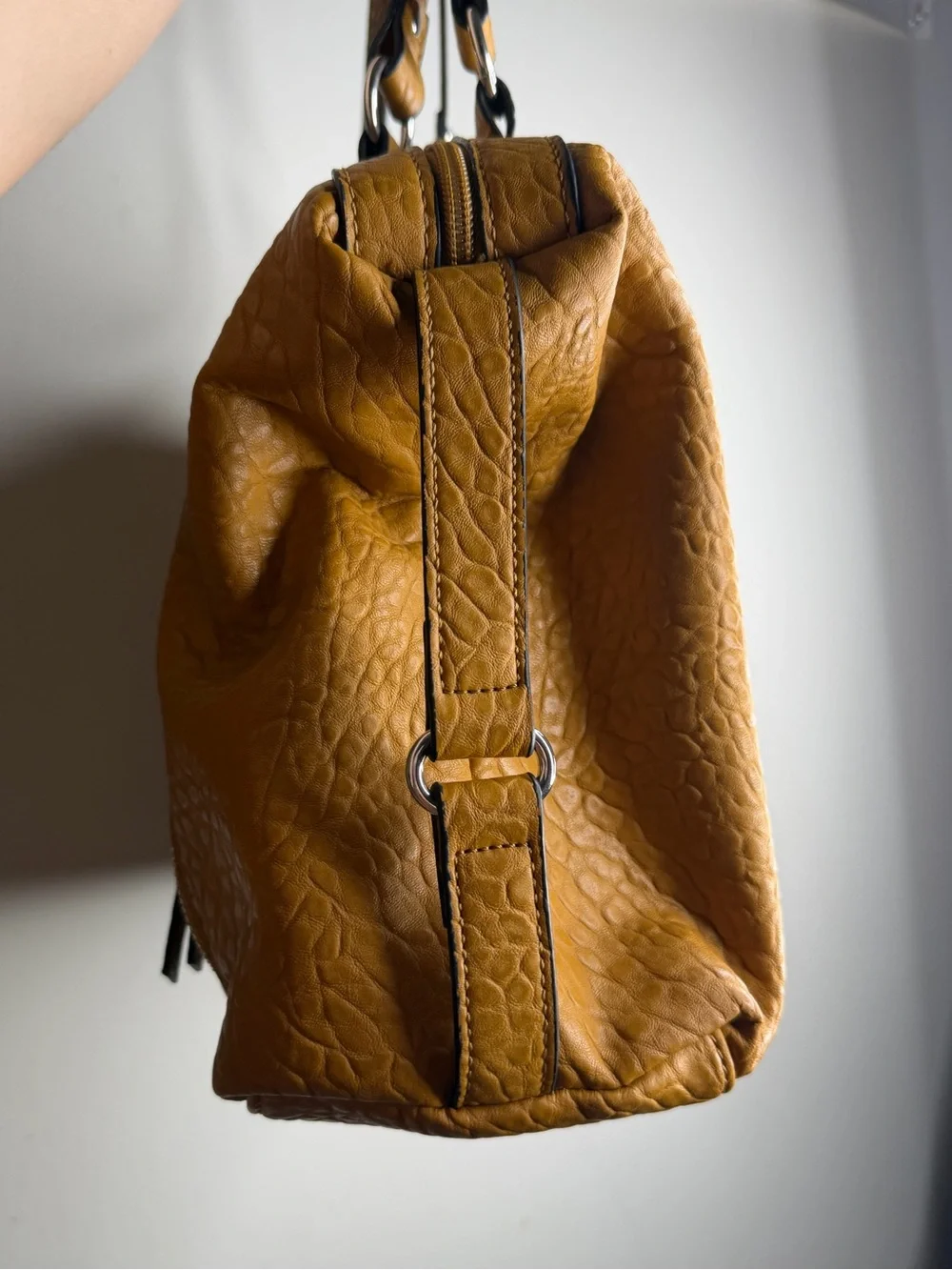 Women's Mustard Yellow Shoulder Bag - Stylish Zipper Detail